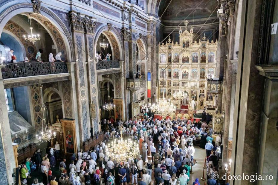 Liturghie arhierească în ultima zi a ediției a VI-a IBMF / Foto: Oana Nechifor