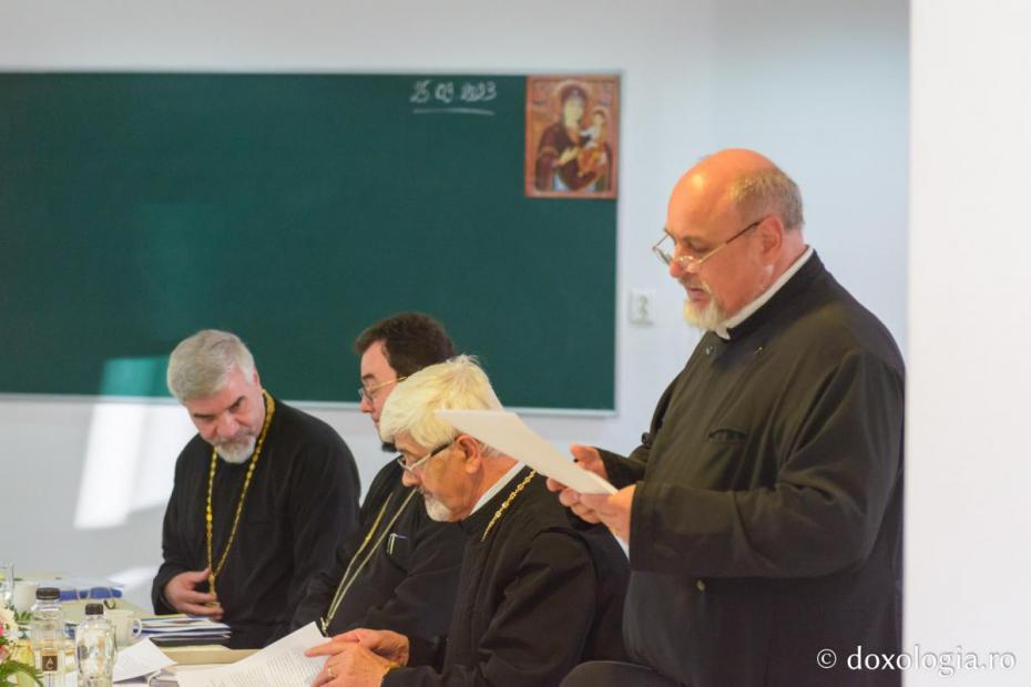 Membrii comisiei de doctorat / Foto: Mihail Vrăjitoru Membrii comisiei de doctorat / Foto: Mihail Vrăjitoru